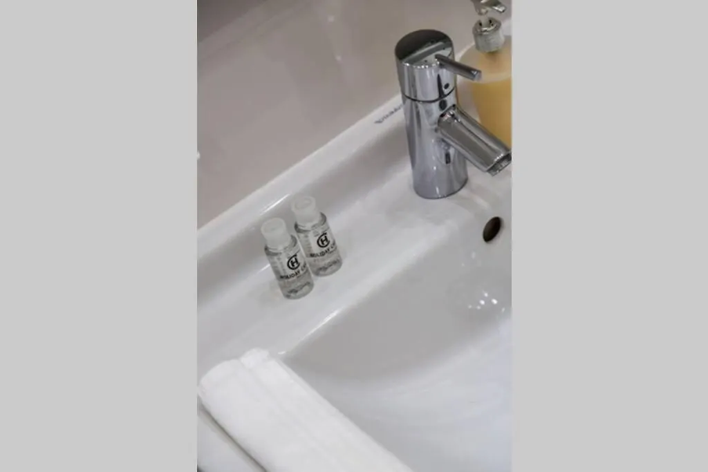 Premium Apartment By Hi5 - Central 1 Bedroom Budapest